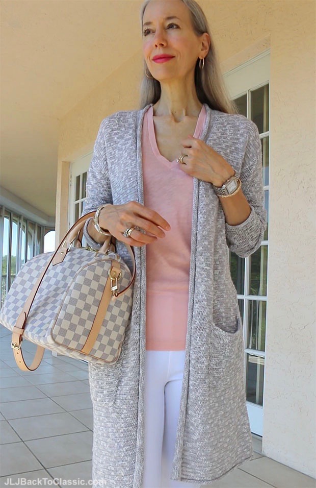 (Video Chat & OOTD) Classic Fashion Over 40/50: Grey Long Cardigan, Peach Tee, White Leggings ...