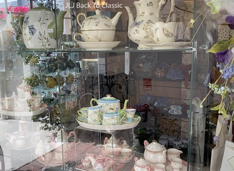 vlog teapots in a window brambles tea room, naples, fl