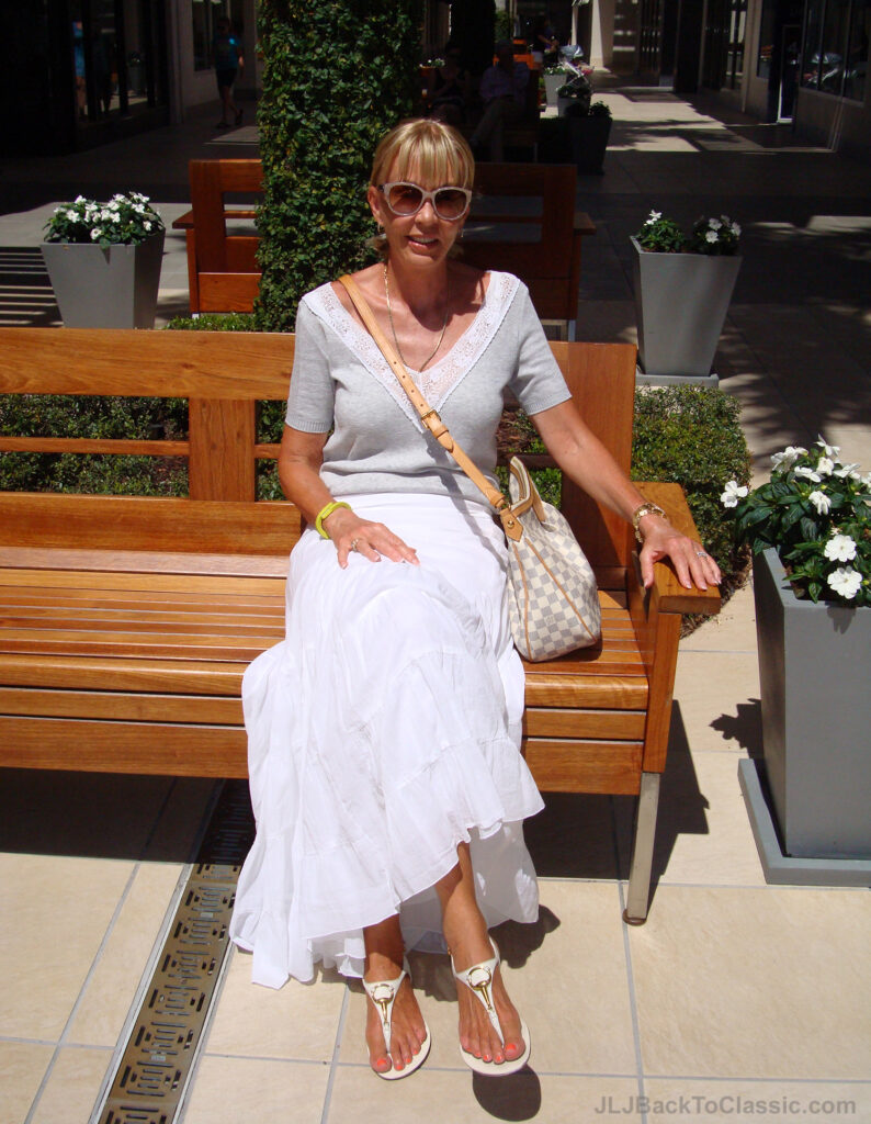 1-Classic-Fashion-Over-60-White-Maxi-Skirt-Grey-Tee-Louis-Vuitton-Bag