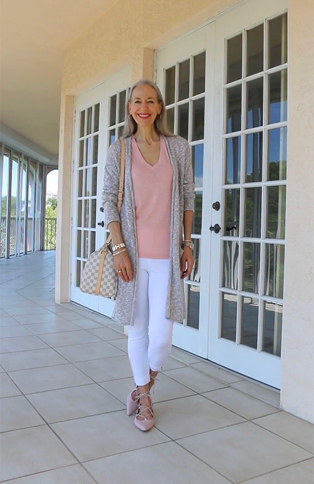 classic-fashion-over-40-50-long-cardigan-white-leggings-blush-ghillies-speedy