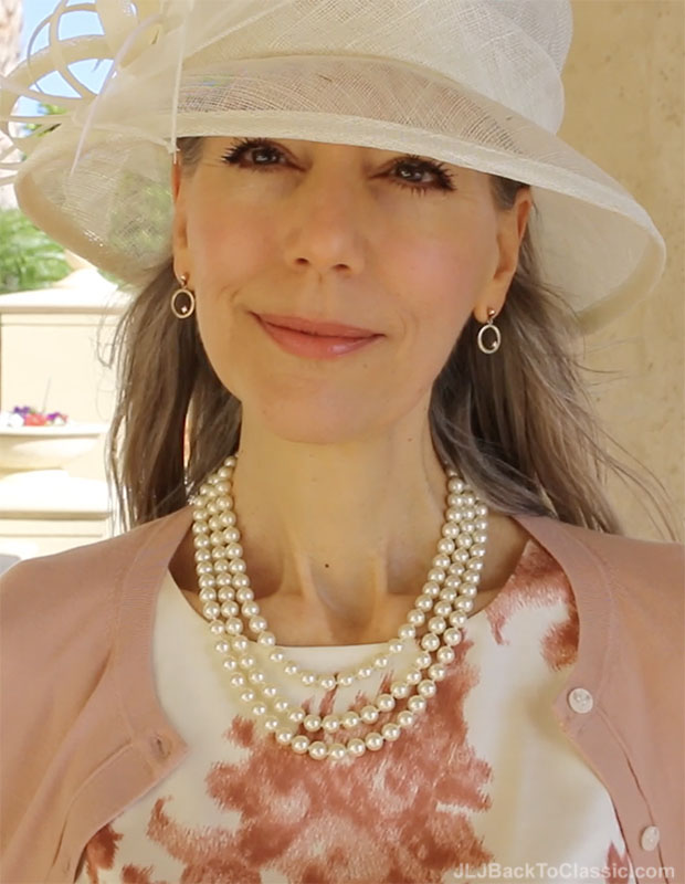 classic-fashion-over-40-hats-in-the-garden-2016-janis-lyn-johnson