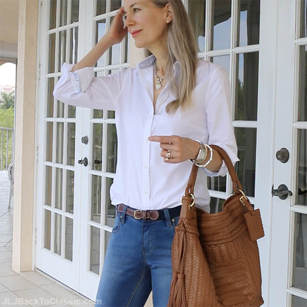 Video) Classic Fashion Over 40/Beige and White Jeans Outfit With a