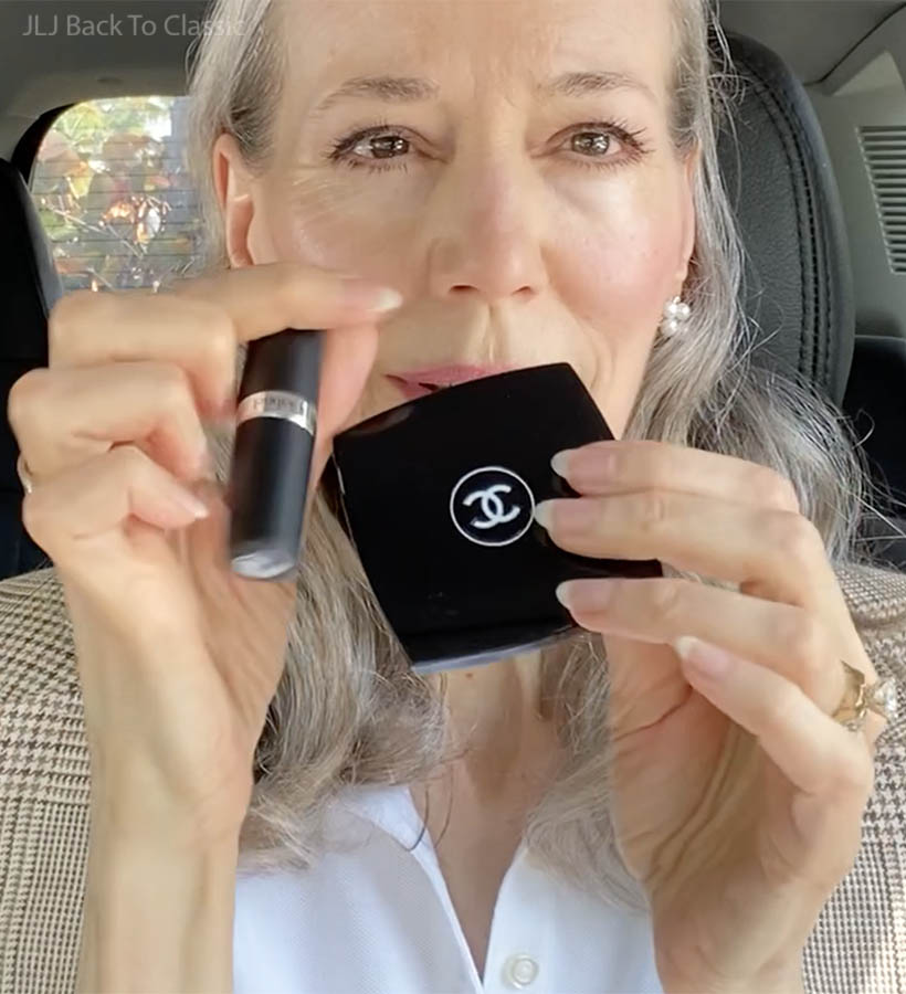chanel two-sided mirror compact, what's in my handbag, jljbacktoclassic