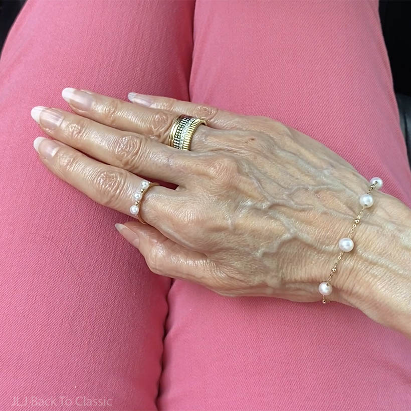 classic-18k-gold-pearl-ring-and-bracelet-and-boucheron-quatre-classique-large-ring