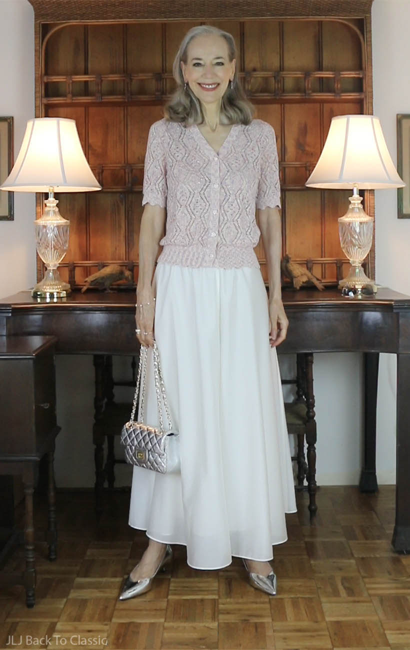 classic-fashion-60plus-influencer-janis-lyn-johnson-white-palazzo-pants-pink-sweater-7