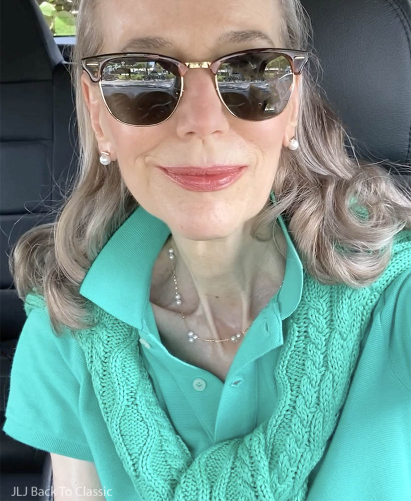 florida-classic-style-influencer-janis-lyn-johnson-ray-ban-clubmaster-classic-sunglasses