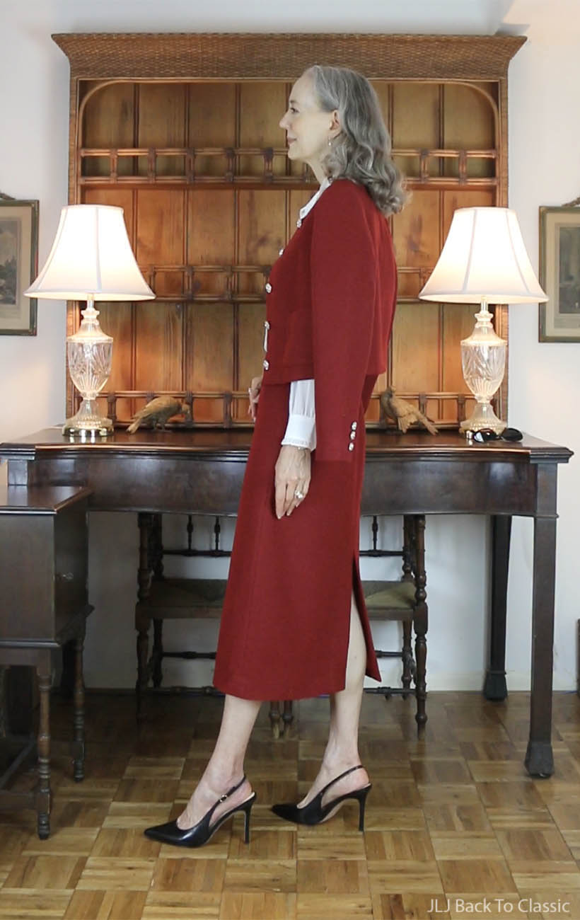 chanel-small-black-caviar-boy-bag-red-cropped-lady-jacket-and-skirt-3