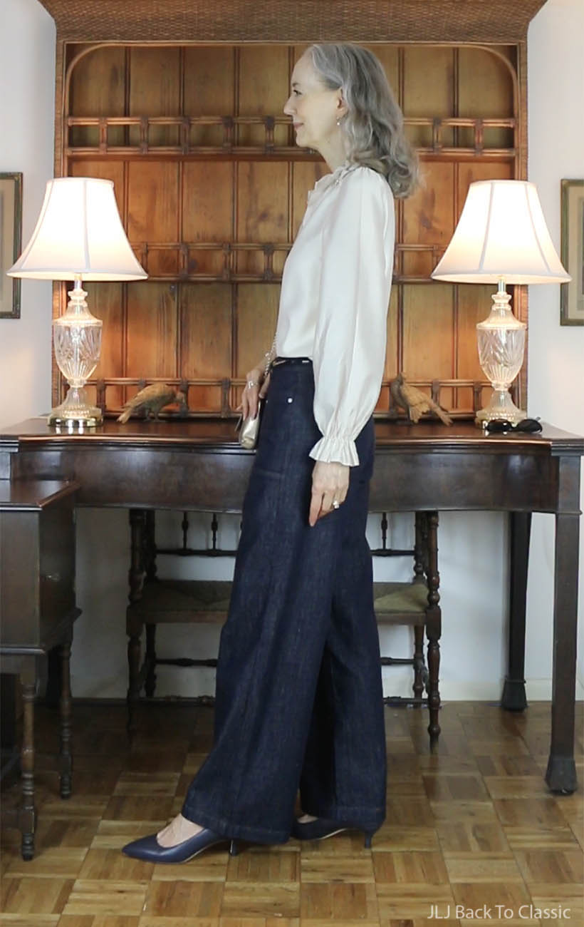 ferragamo-gold-vara-bow-bag-dark-wash-jeans-ivory-ruffle-blouse-3