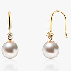 gingiberi-18k-aaa-akoya-pearl-natural-diamond-croissant-de-lune-earrings
