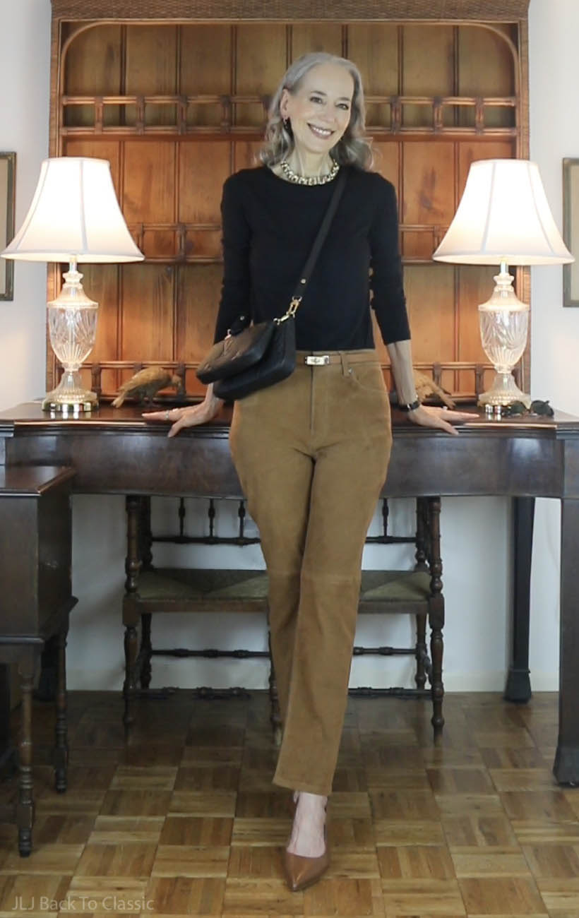 louis-vuitton-black-multi-pochette-ralph-lauren-tan-suede-pants-black-tee-2