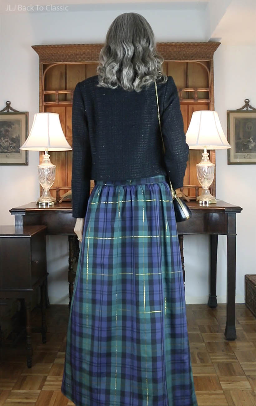 Blackwatch-Plaid-Maxi-Skirt-Black-Cropped-Lady-Jacket-OOTD-4