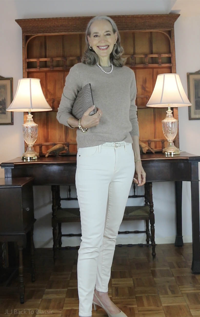 pearls-with-quince-oatmeal-cashmere-crewneck-sweater-ralphlauren-croc-clutch-ivory-jeans-10