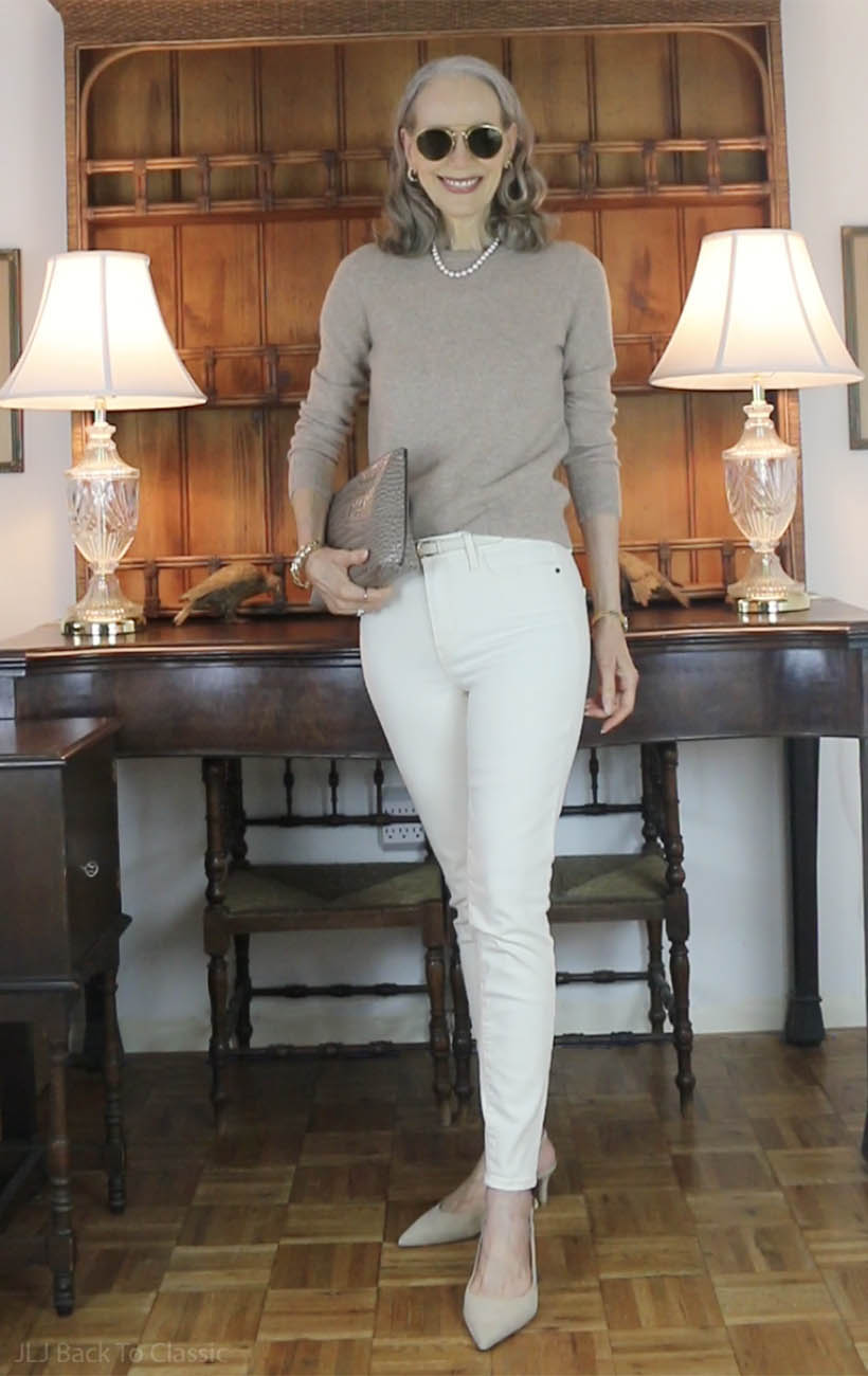 pearls-with-quince-oatmeal-cashmere-crewneck-sweater-ralphlauren-croc-clutch-ivory-jeans-7b