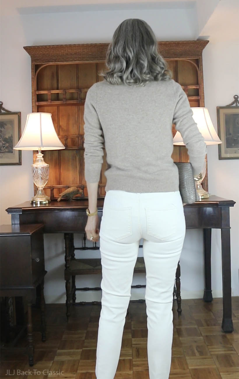 quince-oatmealcashmere-crewnecksweater-ralphlauren-croc-clutch-ivory-jeans-7