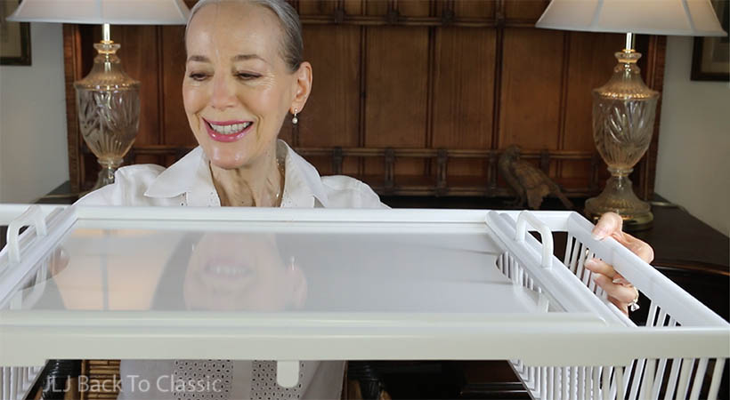 breakfast-bed-tray-white-painted-wood-vintage-jljbacktoclassic