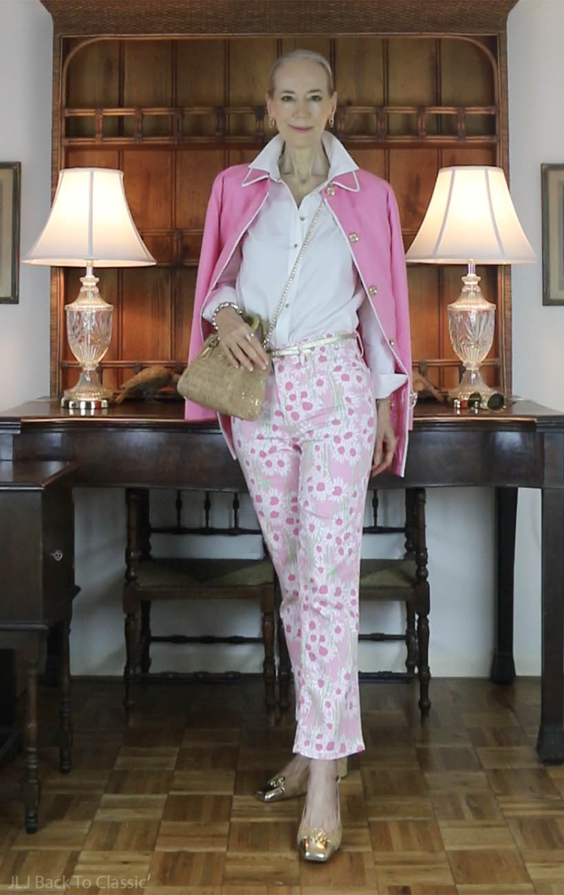 classic-florida-preppy-lilly-pulitzer-pink-jacket-printed-jeans-white-shirt-jljbackktoclassic-4