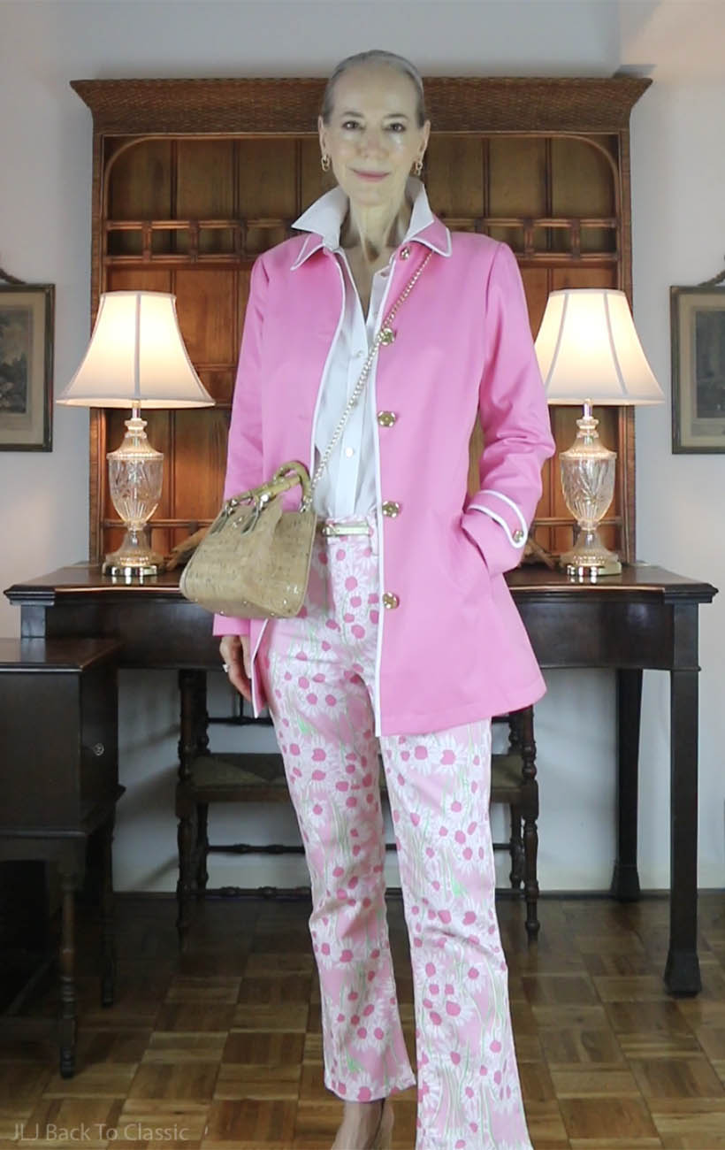 classic-florida-preppy-lilly-pulitzer-pink-jacket-printed-jeans-white-shirt-jljbackktoclassic-5