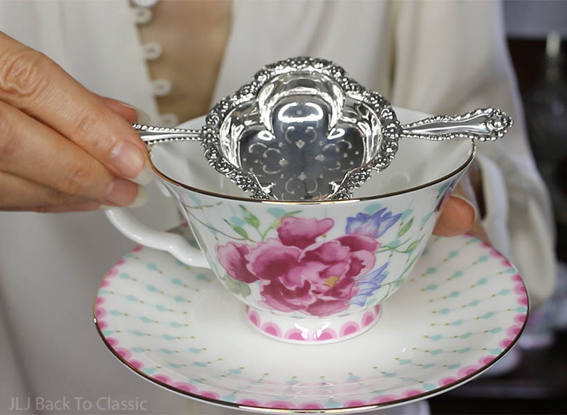 mazarin-sterling-silver-1892-overcup-tea-strainer-unboxing-dominick-and-haff-jljbacktoclassic-2