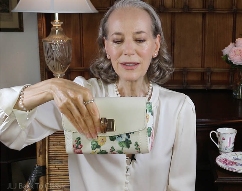 sanderson-bamboo-leather-and-hollyhocks-canvas-clutch-unboxing-jljbacktoclassic