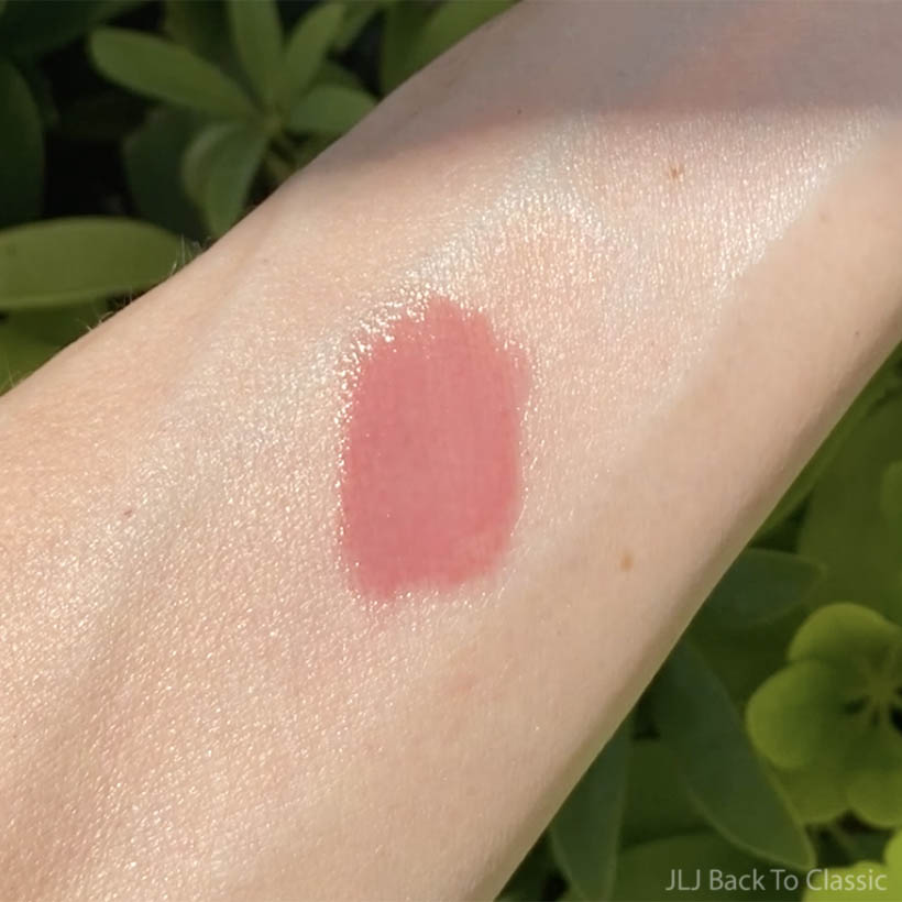 jane-iredale-amour-colorluxe-highimpact-lip-glaze-swatch-jljbacktoclassic