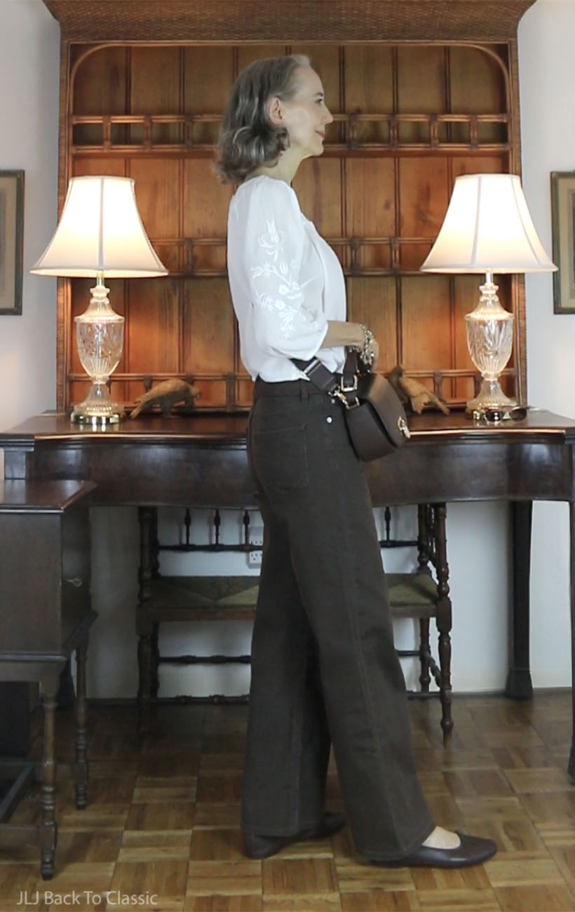 timeless-style-ralph-lauren-saddlebag-brown-jeans-peasantblouse-janis-lyn-johnson-4